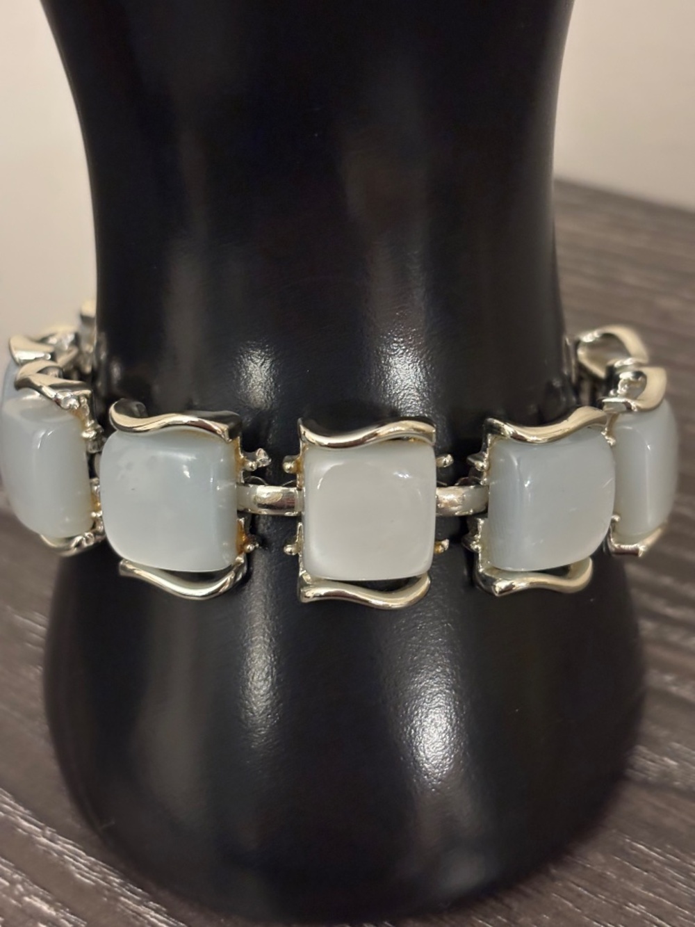Vintage Coro White Moonstone Look Cabochon Silver Tone Bracelet 7.5” Signed